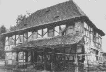Bindingsværk korsvirke / gamle huse - Barok bygning før restaurering