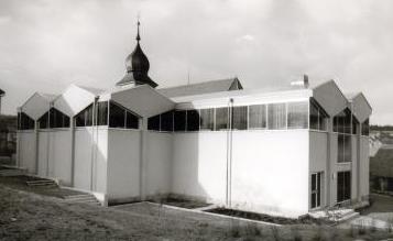 Abrißreife Betonkirche 1960er: Katholische Kirche Waldfenster, Lkr. Bad Kissingen
