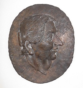 Roland von Bohr: Medaillon Annie Fischer geb. Schwarzkopf, Bronze